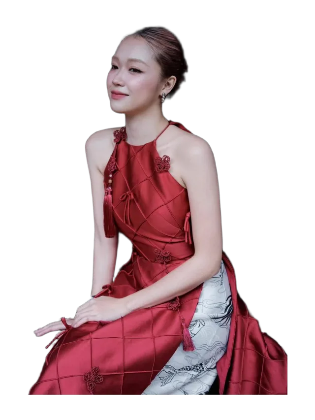 Keira Tong "Đan" Ao Dai