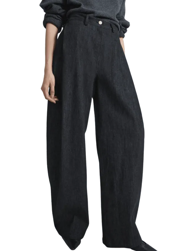 The Frankie Shop Barrel Leg Jeans