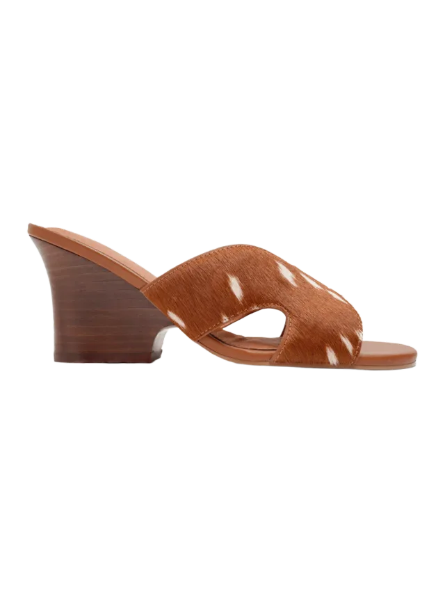 Cecelia New York FAYE - DEER PRINT WEDGE SANDAL