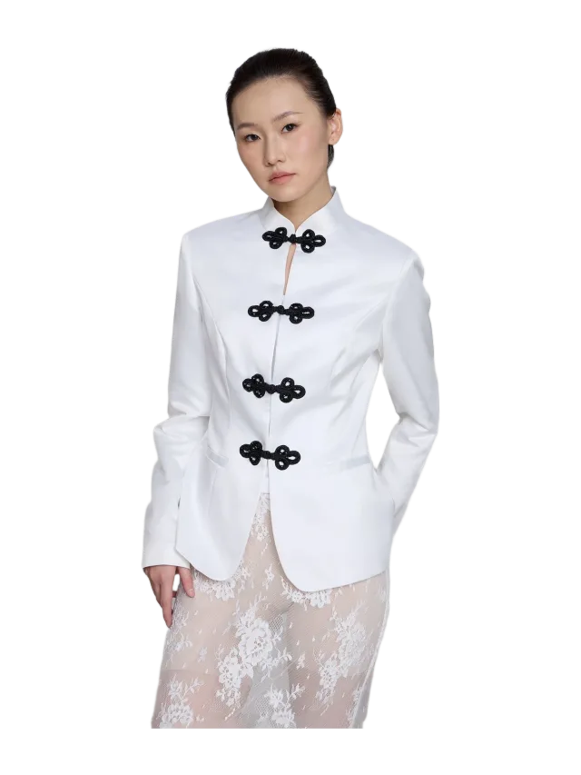 Qipology Fitted Satin Tang Blazer (White)