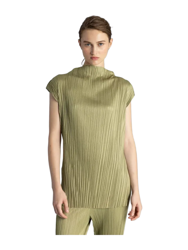 ESTHÉ Pleated Oversized Top &bull; ESTHE